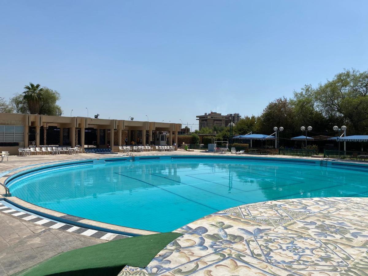 Almansour Hotel Baghdād Екстериор снимка