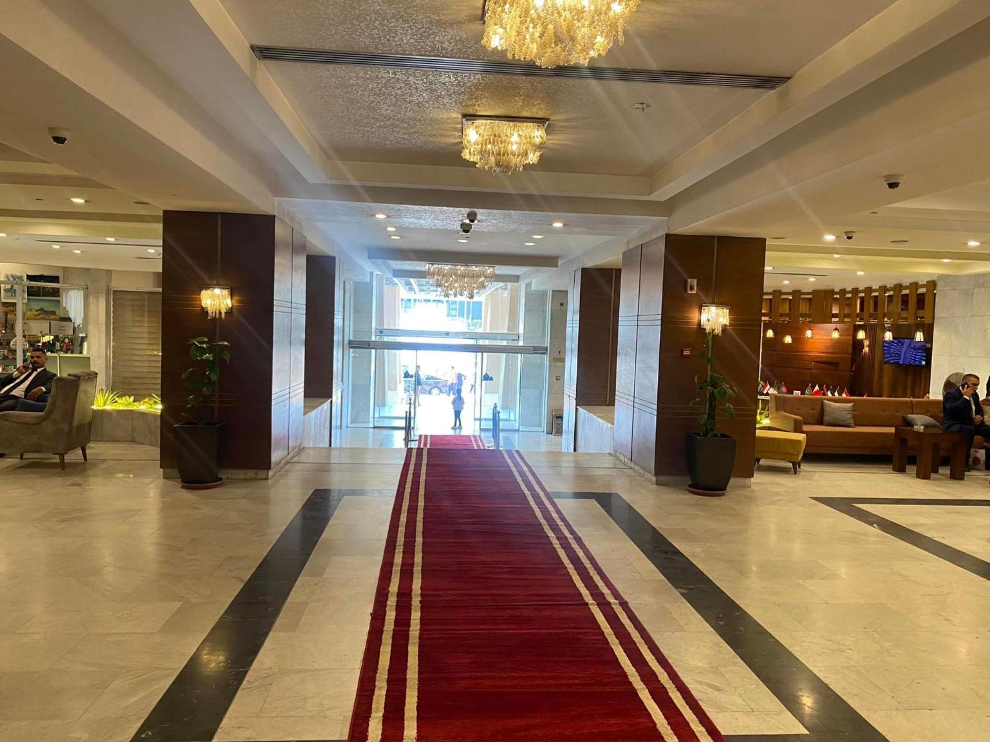 Almansour Hotel Baghdād Екстериор снимка