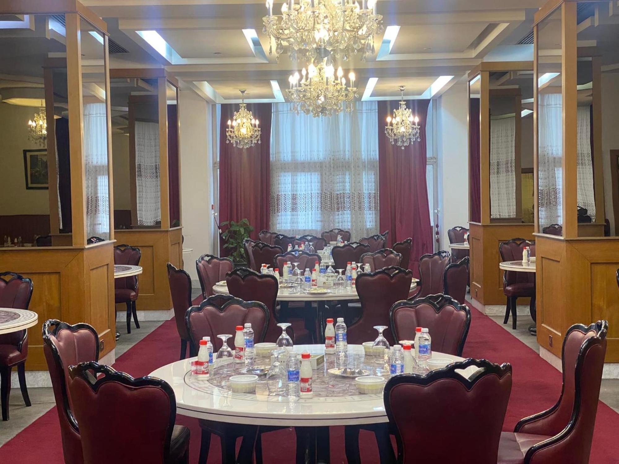 Almansour Hotel Baghdād Екстериор снимка